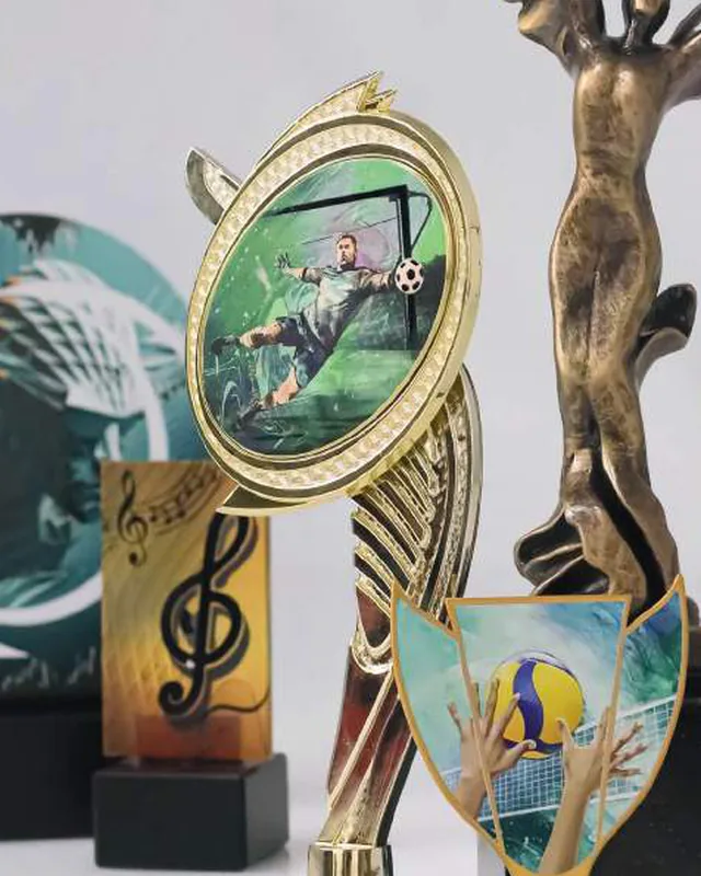 Tematyczne statuetki i trofea